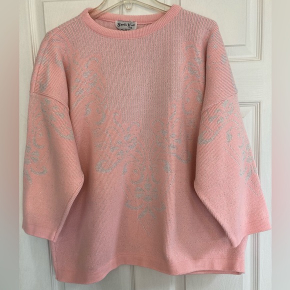 South Knit helps you sparkle in pink!! Size large. Great condition - Picture 1 of 7